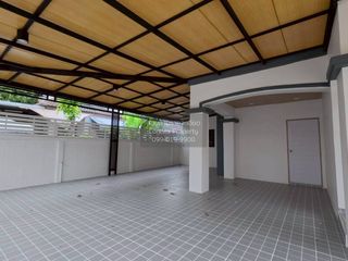 Продажа 4 спальни дом в Кхлонг Сам Ща, Бангкок