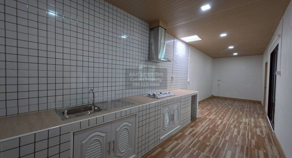 Продажа 4 спальни дом в Кхлонг Сам Ща, Бангкок