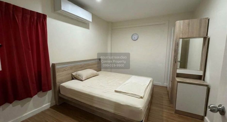 Reihenhaus zum Kauf mit 3 Zimmer in Saphan Sung, Bangkok
