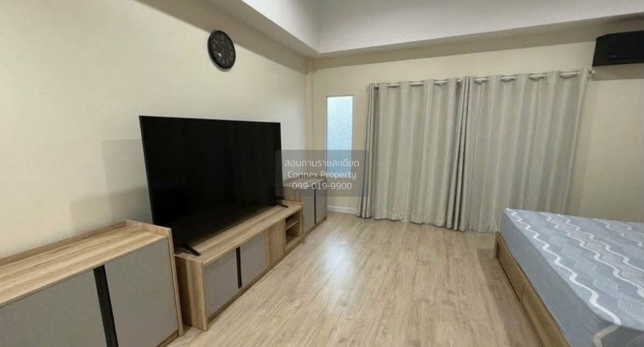 Reihenhaus zum Kauf mit 3 Zimmer in Saphan Sung, Bangkok
