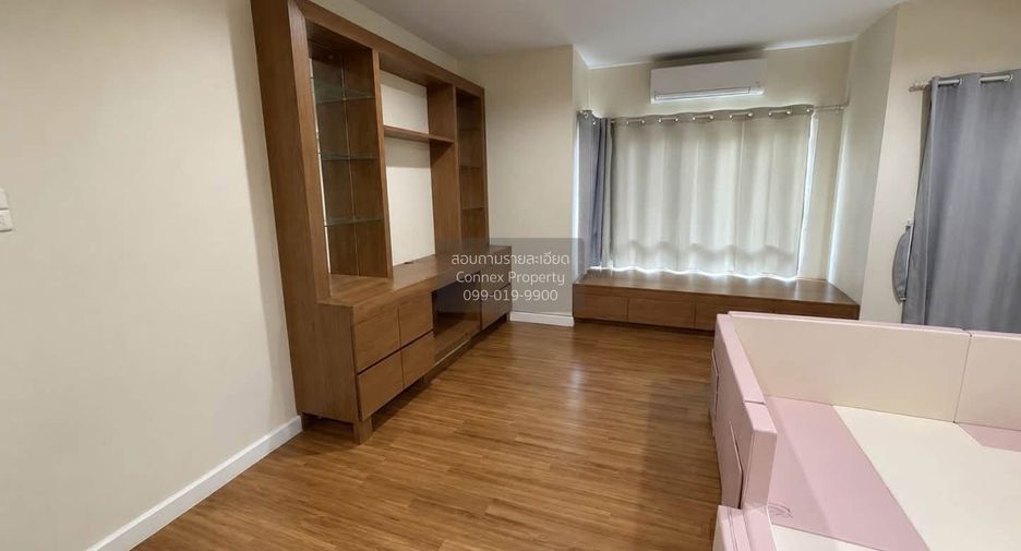 Reihenhaus zum Kauf mit 3 Zimmer in Saphan Sung, Bangkok