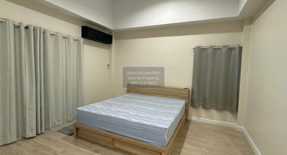 Reihenhaus zum Kauf mit 3 Zimmer in Saphan Sung, Bangkok