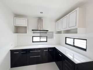 Продажа 3 спальни дом в Mueang Pathum Thani, Патумтани