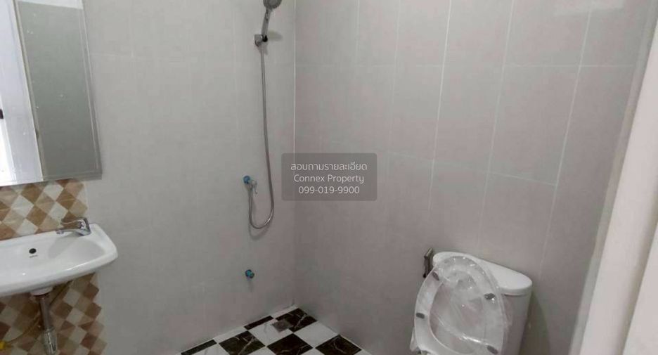 Продажа 4 спальни таунхаус в Bang Yai, Нонтабури