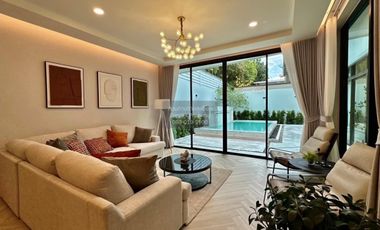 For sale 5 bedrooms house in Lat Krabang, Bangkok