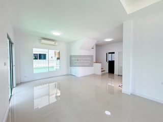 Продажа 3 спальни дом в Bang Yai, Нонтабури