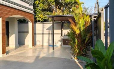 Casa en venta de 4 habitaciones en Bang Lamung, Chonburi