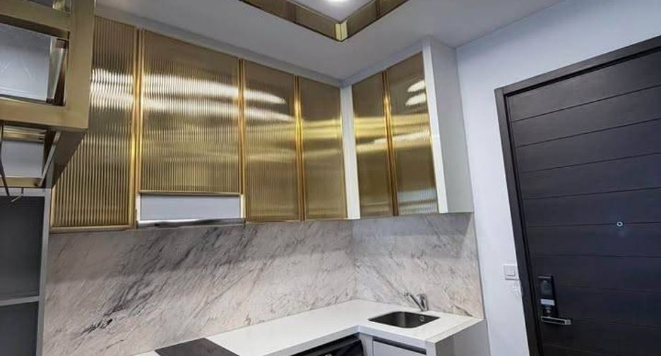 Condo en alquiler de 1 habitaciones en Huai Khwang, Bangkok