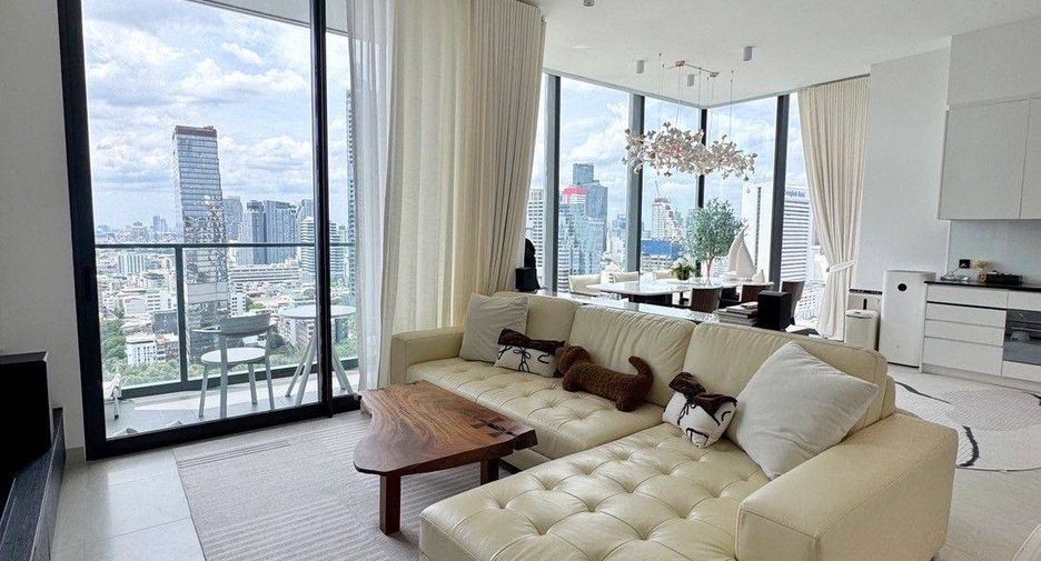 For rent 2 bedrooms condo in Sathon, Bangkok