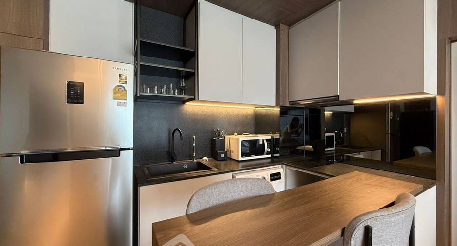 For rent 1 bed condo in Khlong Toei, Bangkok
