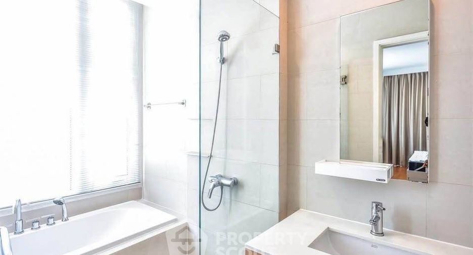 For rent 3 bedrooms condo in Ratchathewi, Bangkok