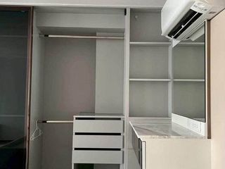 Wohnung zur Miete mit 1 Zimmer in Huai Khwang, Bangkok
