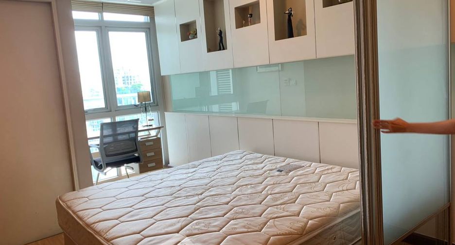 Condo en alquiler de 1 habitaciones en Khlong Toei, Bangkok