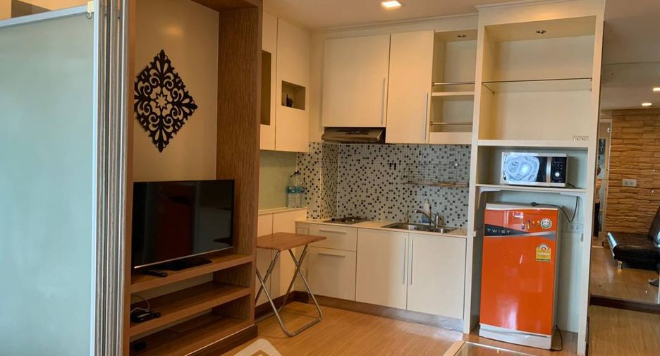 Condo en alquiler de 1 habitaciones en Khlong Toei, Bangkok