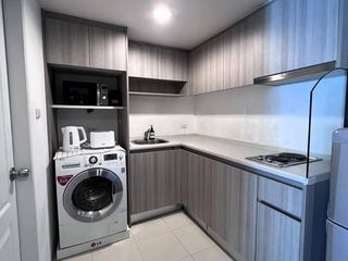 Wohnung zur Miete mit 1 Zimmer in Huai Khwang, Bangkok