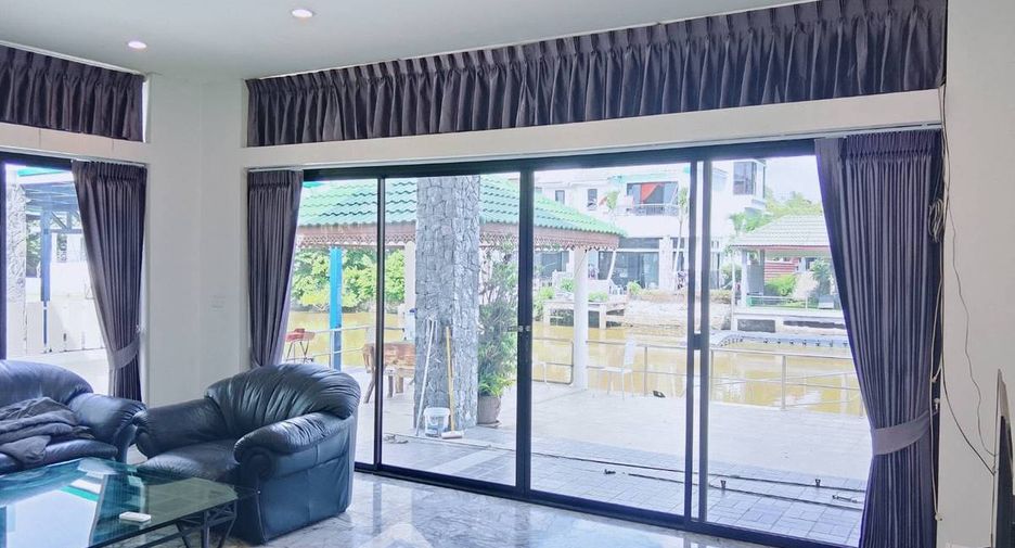 Аренда 4 спальни кондо в Na Jomtien, Паттайя