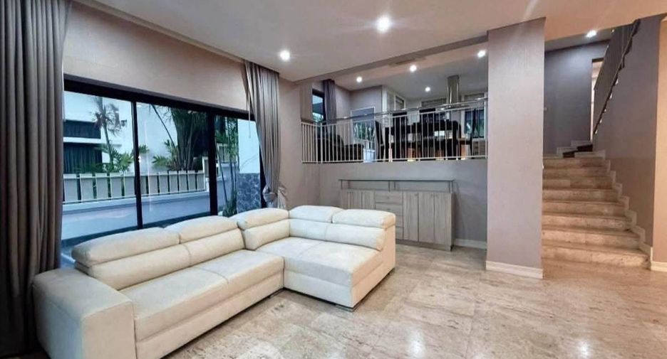 Аренда 5 спальни кондо в Na Jomtien, Паттайя