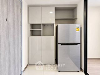 Wohnung zur Miete mit 2 Zimmer in Huai Khwang, Bangkok