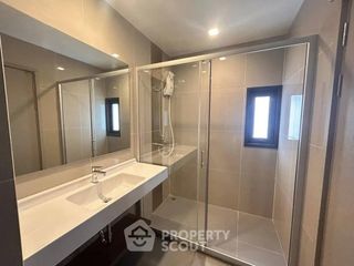 Wohnung zur Miete mit 2 Zimmer in Huai Khwang, Bangkok