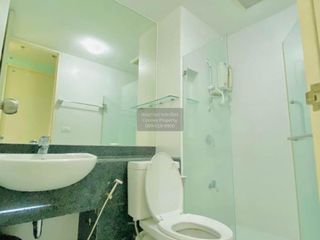 Condo en alquiler de 2 habitaciones en Thon Buri, Bangkok