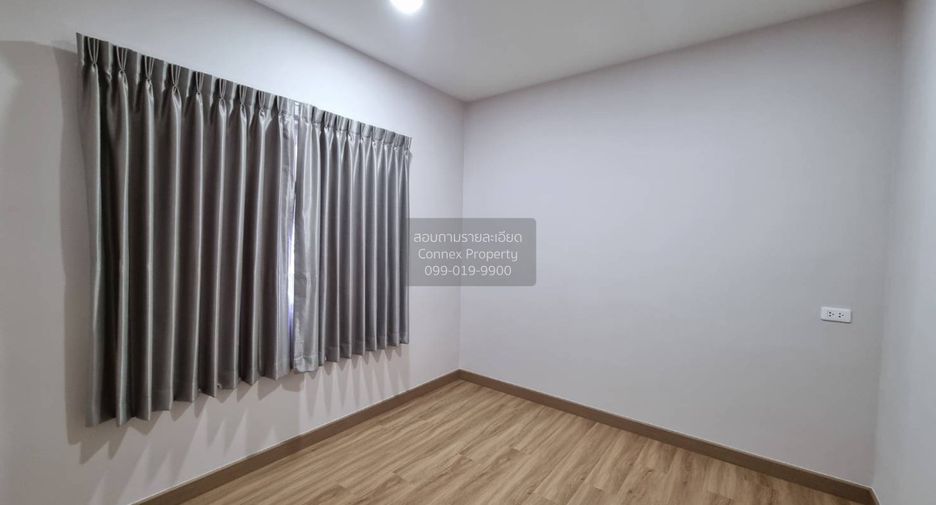 For rent 3 bedrooms house in Taling Chan, Bangkok