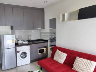 Wohnung zur Miete mit 1 Zimmer in Huai Khwang, Bangkok