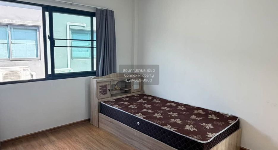 出租 3 卧室 联排别墅 在 Bang Phli, Samut Prakan