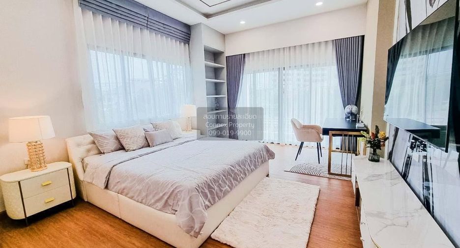 For rent 5 bedrooms house in Lat Krabang, Bangkok