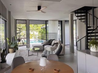 Villa en alquiler de 4 habitaciones en Mueang Phuket, Phuket