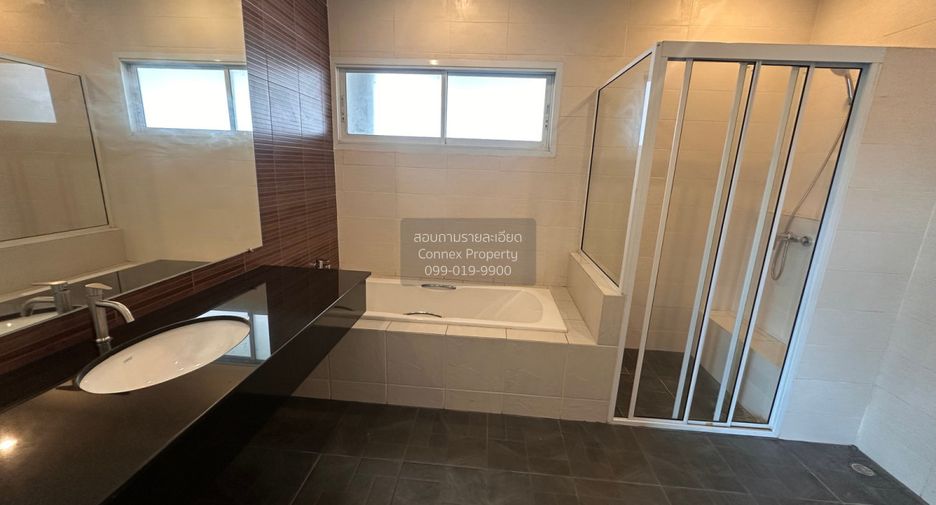 Casa en alquiler de 3 habitaciones en Bang Yai, Nonthaburi