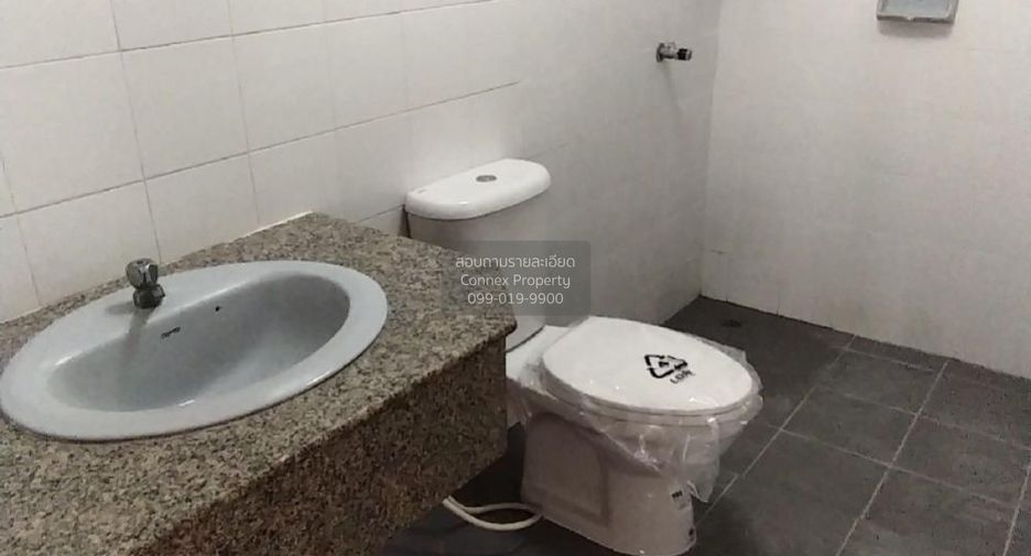 出租 3 卧室 独立屋 在 Nong Chok, 曼谷