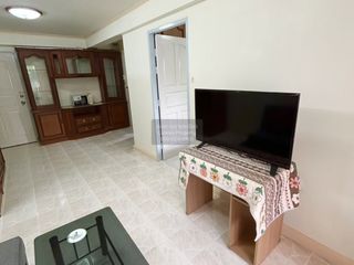 Wohnung zur Miete mit 1 Zimmer in Huai Khwang, Bangkok