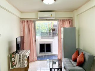 Wohnung zur Miete mit 1 Zimmer in Huai Khwang, Bangkok