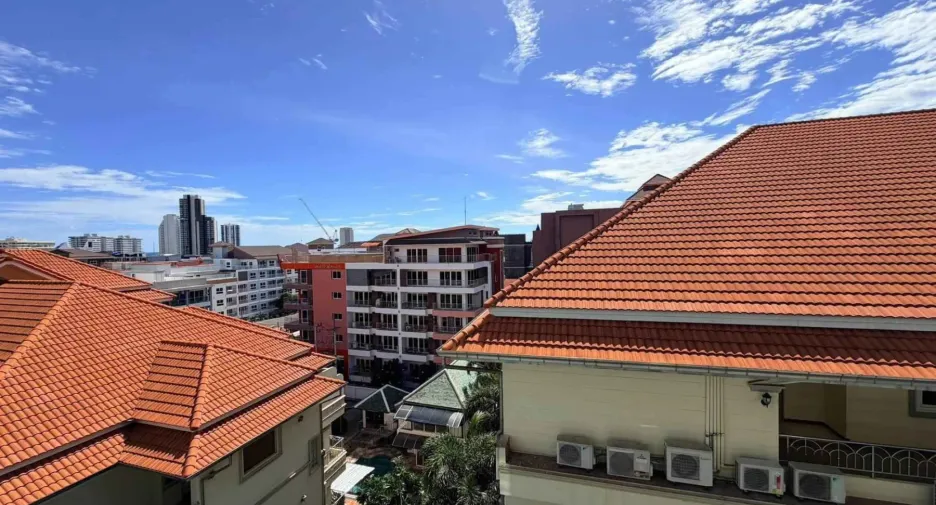 Condo en alquiler de 2 habitaciones en Bang Lamung, Chonburi