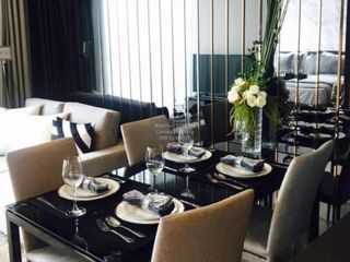 Wohnung zur Miete mit 2 Zimmer in Huai Khwang, Bangkok
