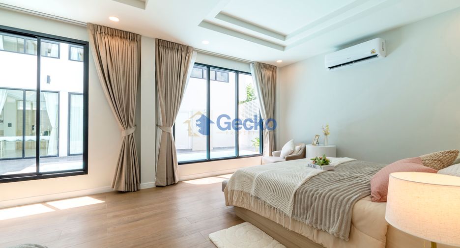 Casa en venta de 5 habitaciones en Bang Lamung, Chonburi