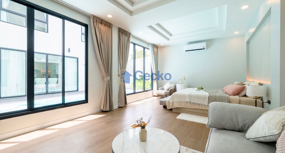 Casa en venta de 5 habitaciones en Bang Lamung, Chonburi