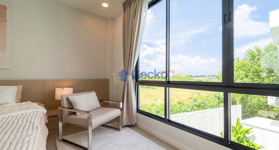 Casa en venta de 5 habitaciones en Bang Lamung, Chonburi
