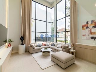Casa en venta de 5 habitaciones en Bang Lamung, Chonburi