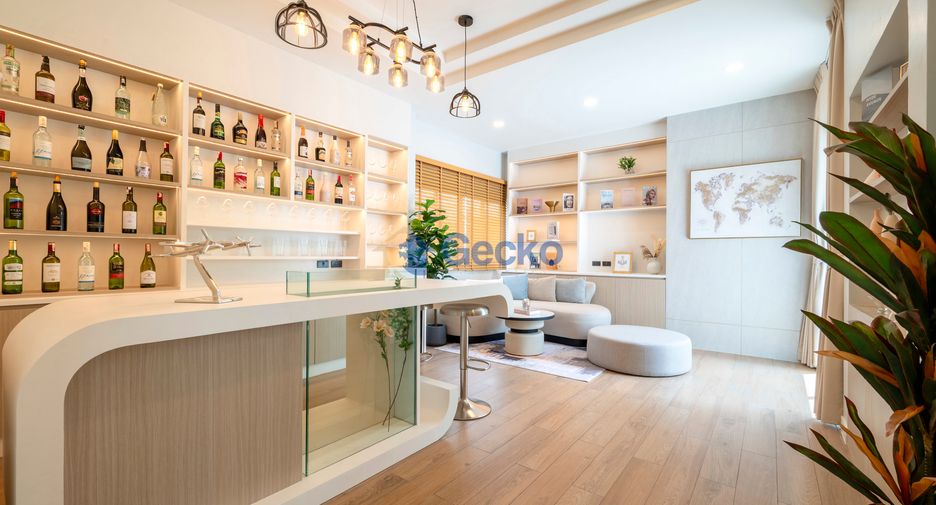 Casa en venta de 5 habitaciones en Bang Lamung, Chonburi