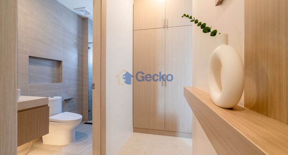 Casa en venta de 5 habitaciones en Bang Lamung, Chonburi