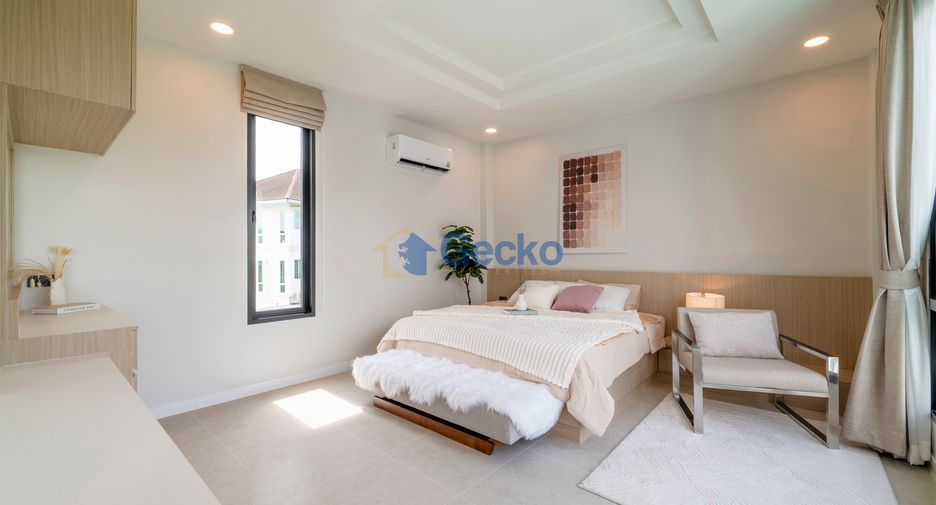 Casa en venta de 5 habitaciones en Bang Lamung, Chonburi