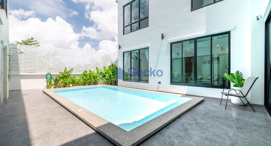 Casa en venta de 5 habitaciones en Bang Lamung, Chonburi