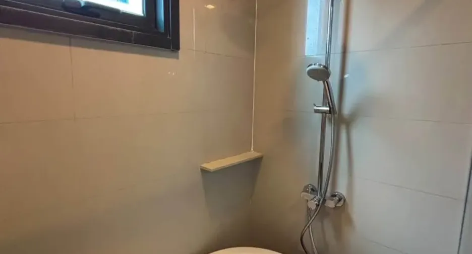 Condo en alquiler de 1 habitaciones en Khlong Toei, Bangkok