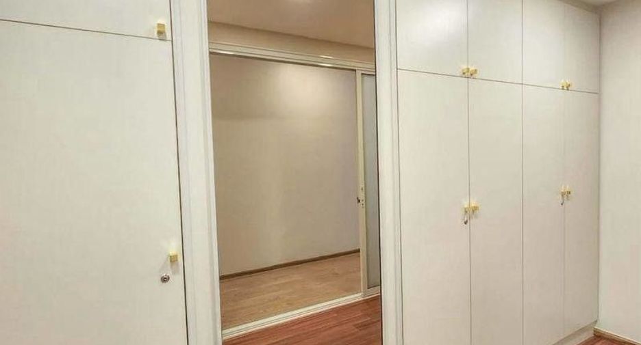 For sale 3 bedrooms condo in Watthana, Bangkok