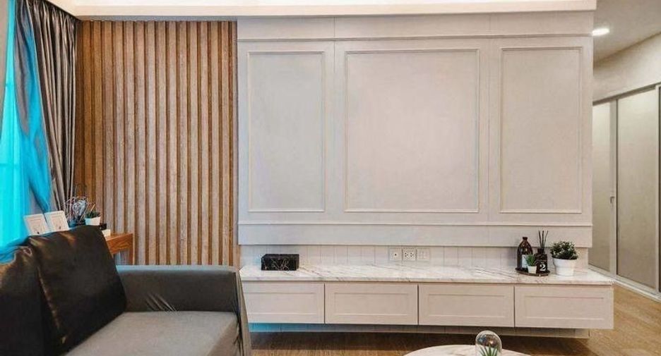For sale 3 bedrooms condo in Watthana, Bangkok