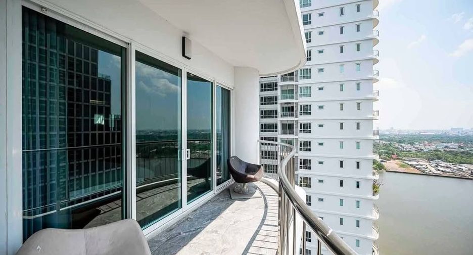 À louer 2 chambres condo à Yan Nawa, Bangkok