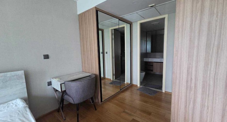For rent 1 bed condo in Thon Buri, Bangkok
