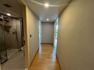For rent 2 bedrooms condo in Thon Buri, Bangkok