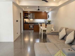 Casa adosada en venta de 3 habitaciones en Bang Lamung, Chonburi